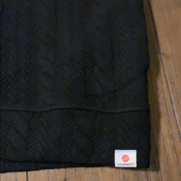 VIMMIA Hooded “Cable Knit” Zip Front Hooded Jacket - Picture 3 of 8